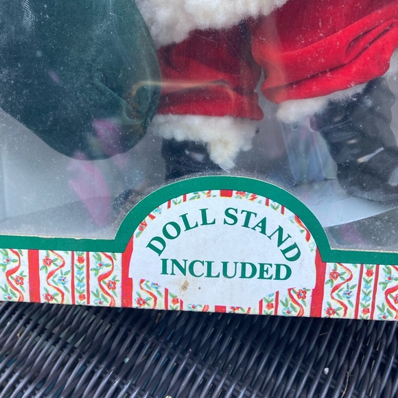 Vintage Brinn's 1990 collectible Santa doll - Picture 3 of 9